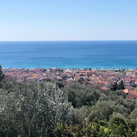 Apartment In Villa-il Giardino Dei Filosofi Ascea