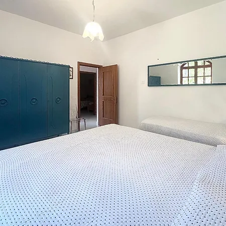 Apartment In Villa-il Giardino Dei Filosofi *