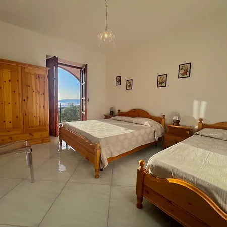 In Villa-il Giardino Dei Filosofi Apartment Ascea