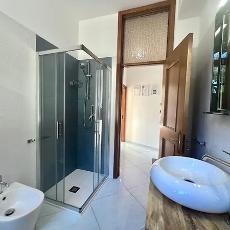 Apartment In Villa-il Giardino Dei Filosofi